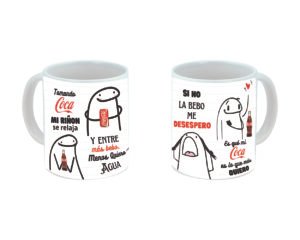 Taza Tomando Coca mi Riñon se Relaja