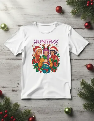 D_629275-MLM100713563910_122025-O.webp Playera Navideña Huntrix Demon Hunters Infantil