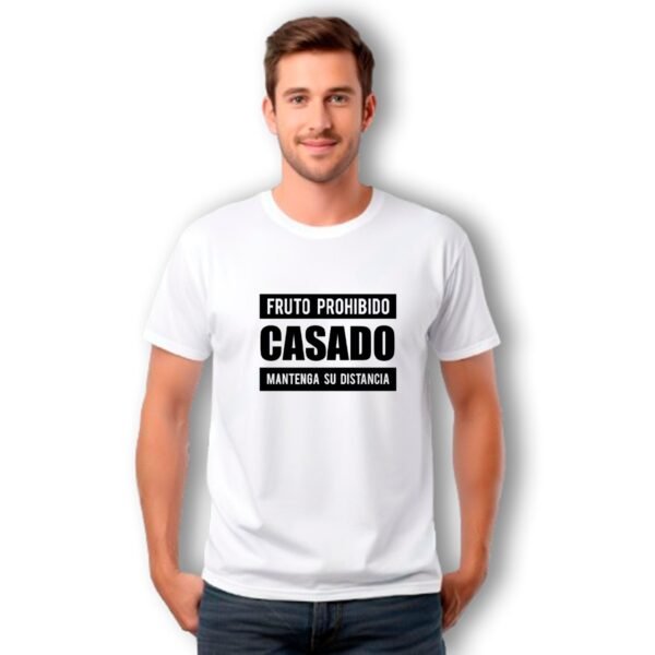 Playera Fruto Prohibido Casado Mantenga Su Distancia | Playera Divertida para Hombre y Mujer