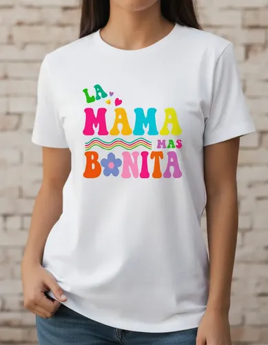 D_606601-MLM95253551903_102025-O.webp Playera La Mama Mas Bonita