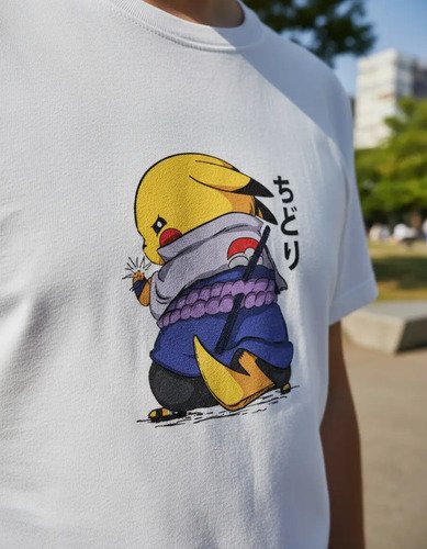 D_613160-MLM92913792164_092025-O.jpg Playera De Pikachu Uchiha Unisex