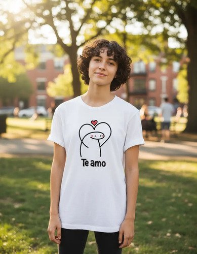 D_616418-MLM94384184833_102025-O.jpg Playera Flork Te Amo
