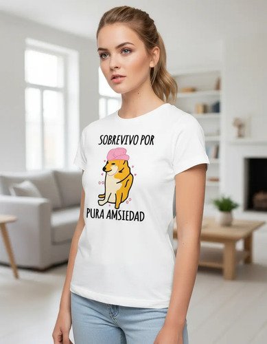 D_629206-MLM95157865334_102025-O.jpg Playera Cheems Perrito Sobrevivo Por Pura Amsiedad