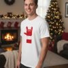 D_678779-MLM98157166691_112025-O.jpg Playera De Navidad Con Mano De Santa