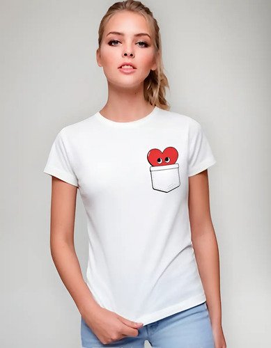 Playera Con Diseño De Corazon En Un Bolsillo