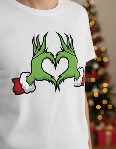 D_797149-MLM97469811735_112025-O.jpg Playera Grinch Corazon Navidad