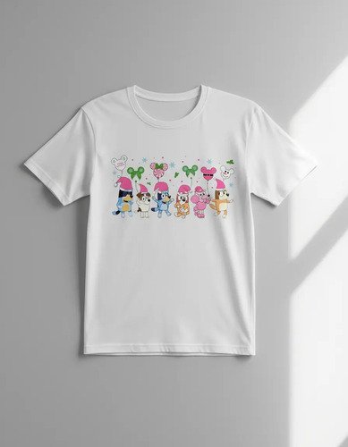Playera Bluey Y Sus Amigos Navidad