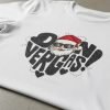 D_945478-MLM94702280159_102025-O.jpg Playera Santa Claus