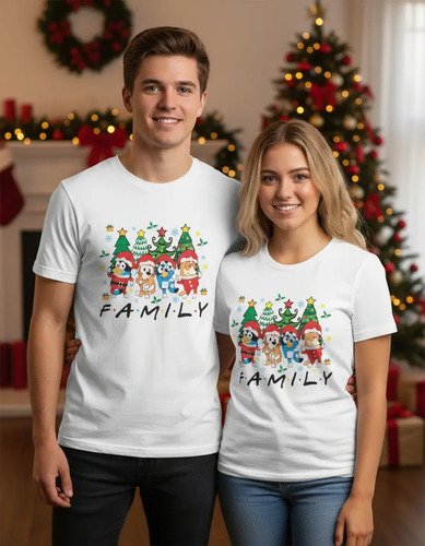 D_947868-MLM98454404614_112025-O.jpg Combo 2 Playeras Unisex + 2 Playeras Infantiles Bluey Family