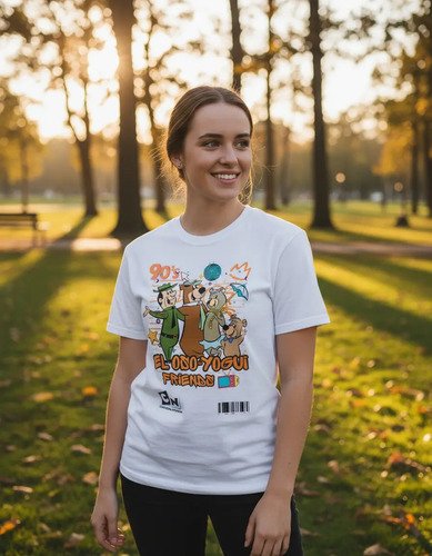 D_962086-MLM95516889334_102025-O.jpg Playera Del Oso Yogui De Los 80s Unisex