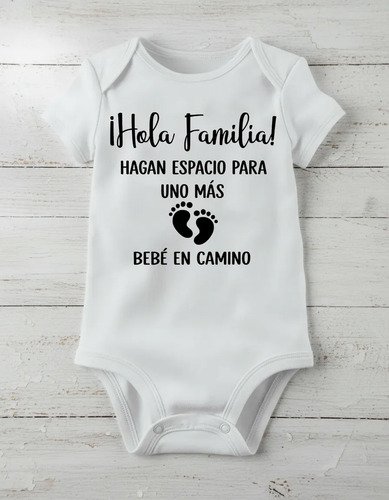 D_859688-MLM114617927679_072026-O.jpg Pañalero Hola Familia Hagan Espacio Para Uno Mas